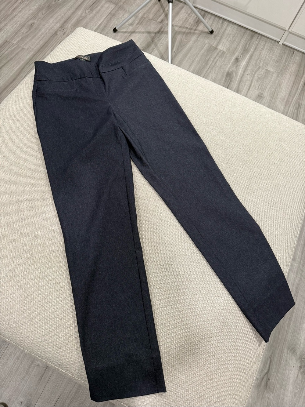 Renuar Women’s Navy Straight-Leg Dress Pants